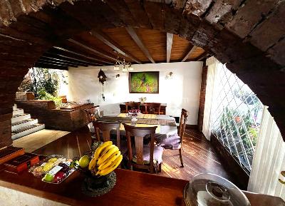 Casa de 5 alcobas en venta en Santa Ana Oriental, Bogotá, 250 m² · foto 12 de 20