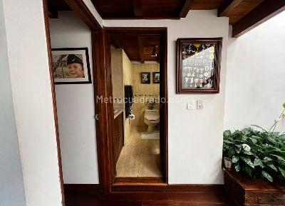 Casa de 5 alcobas en venta en Santa Ana Oriental, Bogotá, 250 m² · foto 17 de 20