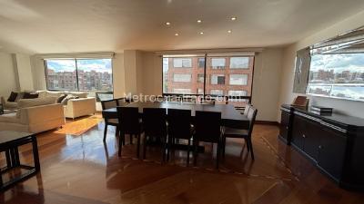 Apartamento de 4 alcobas en arriendo en La Carolina, Bogotá, 410 m² · foto 5 de 20