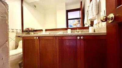 Apartamento de 4 alcobas en arriendo en La Carolina, Bogotá, 410 m² · foto 7 de 20