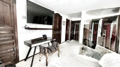 Apartamento de 4 alcobas en arriendo en La Carolina, Bogotá, 410 m² · foto 14 de 20