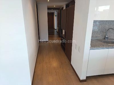 Apartamento de 2 alcobas en arriendo en Chico, Bogotá, 73 m² · foto 10 de 14
