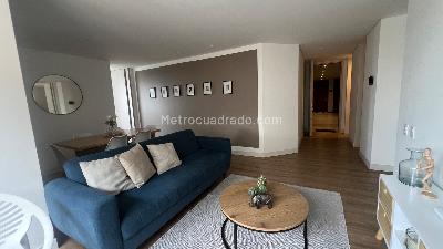 Apartamento de 2 alcobas en venta en San Patricio Santa Barbara, Bogotá, 79 m² · foto 2 de 20