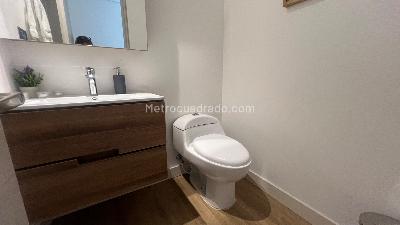 Apartamento de 2 alcobas en venta en San Patricio Santa Barbara, Bogotá, 79 m² · foto 4 de 20