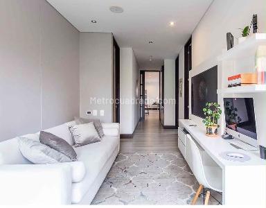 Apartamento de 3 alcobas en venta en Reserva De La Sierra, Bogotá, 182 m² · foto 6 de 20
