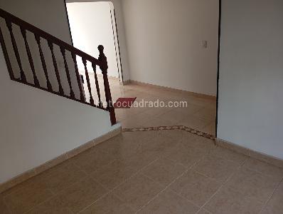 Casa de 4 alcobas en venta en Modelia, Bogotá, 123 m² · foto 2 de 20