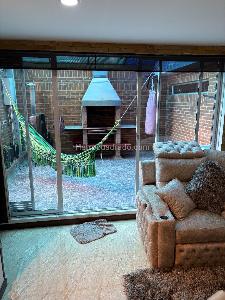 Apartamento de 2 alcobas en venta en Ciudad Berna, Bogotá, 100 m² · foto 2 de 10