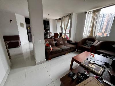 Apartamento de 2 alcobas en venta en Alto De Las Flores, Sabaneta, 60 m² · foto 2 de 20
