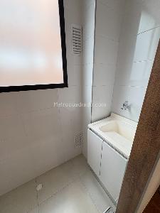 Apartamento de 2 alcobas en venta en Chico Norte, Bogotá, 153 m² · foto 15 de 15