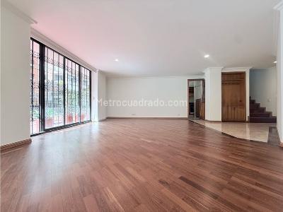Apartamento de 3 alcobas en arriendo en Chico Navarra, Bogotá, 165 m² · foto 5 de 20