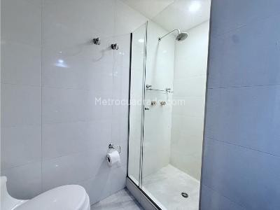 Apartamento de 3 alcobas en arriendo en Chico Navarra, Bogotá, 165 m² · foto 10 de 20