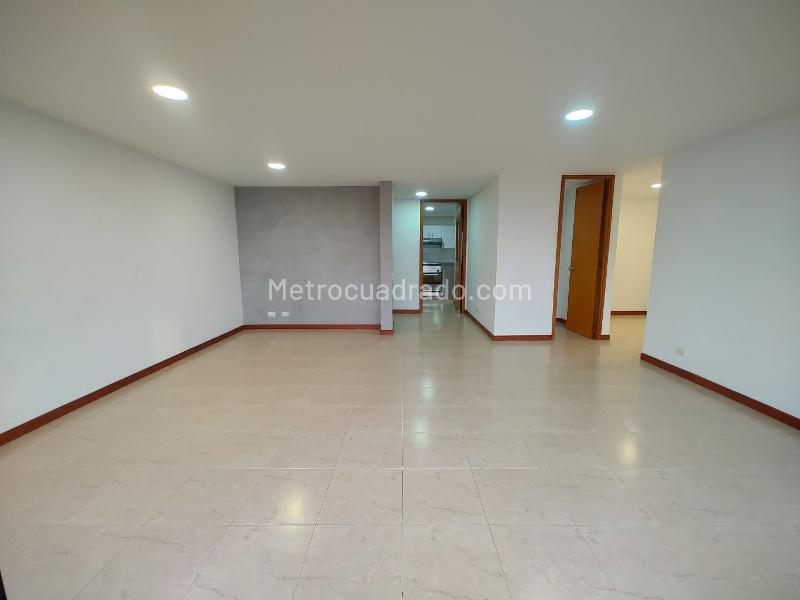 Modern 3BR Apartment in Loma La Frontera - 3