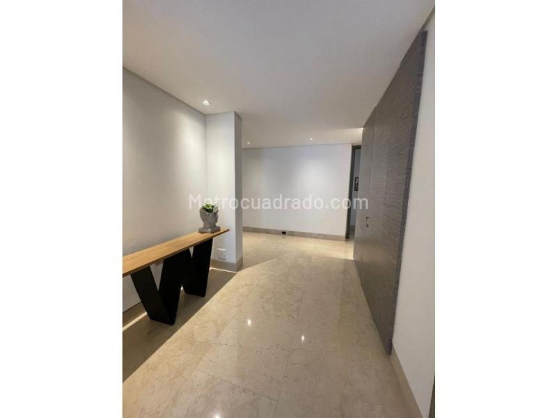 Spacious 4BR Furnished Apartment in Poblado El Tesoro - 4