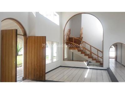 Casa de 5 alcobas en arriendo en Belen, Medellín, 1500 m² · foto 5 de 9