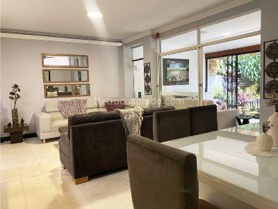 Casa de 3 alcobas en venta en El Poblado, Medellín, 340 m² · foto 5 de 17