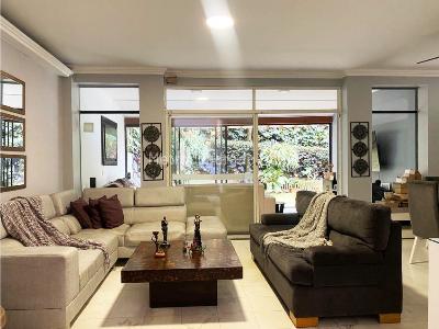 Casa de 3 alcobas en venta en El Poblado, Medellín, 340 m² · foto 6 de 17