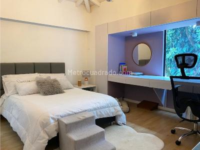 Casa de 3 alcobas en venta en El Poblado, Medellín, 340 m² · foto 13 de 17