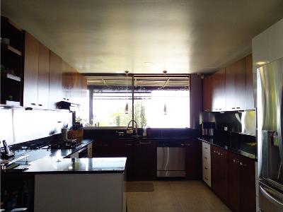 Casa de 3 alcobas en arriendo en El Poblado, Medellín, 440 m² · foto 8 de 20