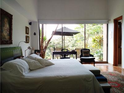 Casa de 3 alcobas en arriendo en El Poblado, Medellín, 440 m² · foto 17 de 20