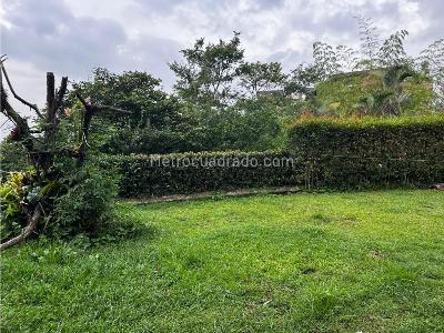Casa de 3 alcobas en venta en Altos Del Poblado, Medellín, 380 m² · foto 6 de 20
