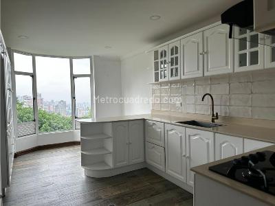 Casa de 3 alcobas en venta en Altos Del Poblado, Medellín, 380 m² · foto 15 de 20