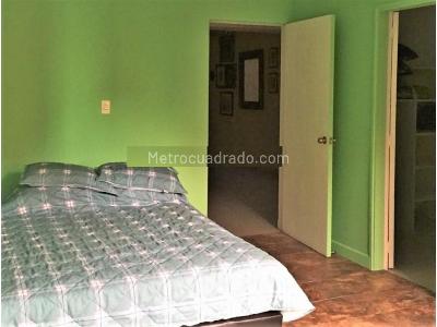 Apartamento de 3 alcobas en venta en El Poblado, Medellín, 400 m² · foto 3 de 15
