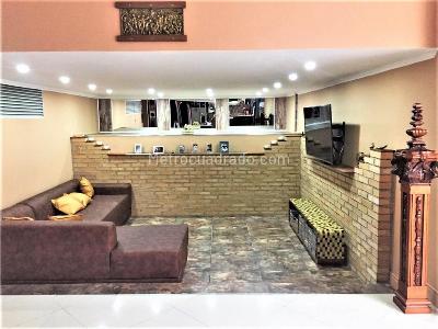 Apartamento de 3 alcobas en venta en El Poblado, Medellín, 400 m² · foto 7 de 15