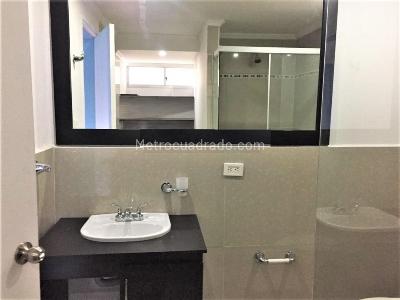 Apartamento de 3 alcobas en venta en El Poblado, Medellín, 400 m² · foto 14 de 15