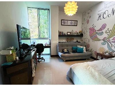 Casa de 5 alcobas en venta en El Poblado, Medellín · foto 6 de 11