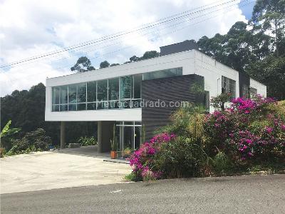 Casa de 5 alcobas en venta en El Poblado, Medellín · foto 7 de 11