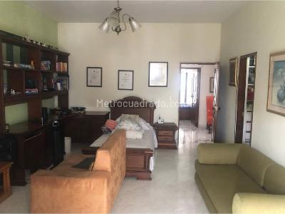 Apartamento de 4 alcobas en venta en El Poblado, Medellín, 461 m² · foto 4 de 20