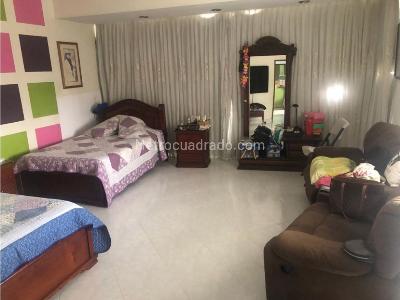 Apartamento de 4 alcobas en venta en El Poblado, Medellín, 461 m² · foto 15 de 20