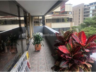 Apartamento de 4 alcobas en venta en El Poblado, Medellín, 461 m² · foto 16 de 20