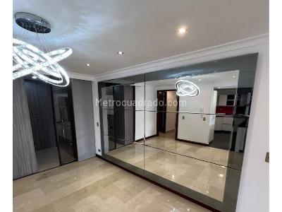 Apartamento de 4 alcobas en venta en El Poblado Castropol, Medellín, 198 m² · foto 14 de 18