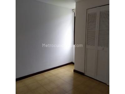 Apartamento en arriendo en Poblado, Medellín · foto 4 de 20