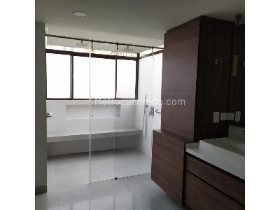 Apartamento en arriendo en Poblado, Medellín · foto 15 de 20