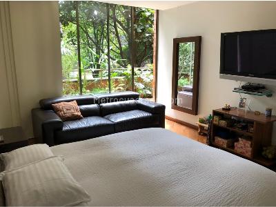 Apartamento en venta en El Poblado, Medellín · foto 6 de 9