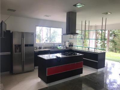 Casa en venta en Envigado, Envigado · foto 9 de 17