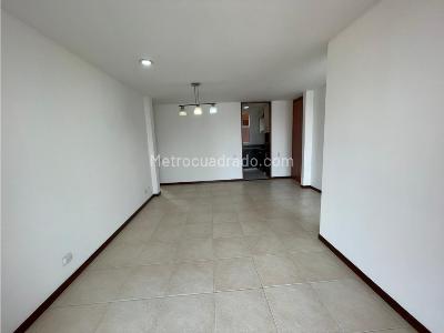 Apartamento de 3 alcobas en arriendo en Castropol, Medellín, 94 m² · foto 5 de 17