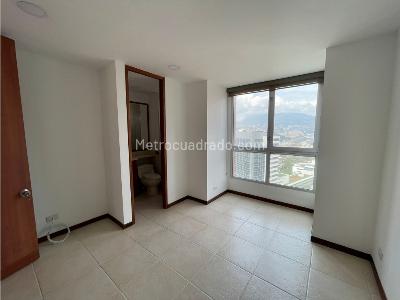 Apartamento de 3 alcobas en arriendo en Castropol, Medellín, 94 m² · foto 9 de 17