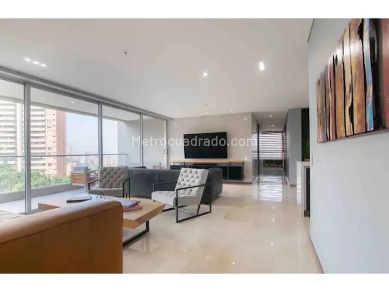 Apartamento Amoblado de 3 Alcobas en Zona Exclusiva de El Poblado - 5