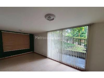 Apartamento de 4 alcobas en venta en Los Balsos, Medellín, 141 m² · foto 9 de 19