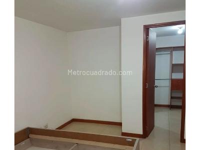 Apartamento de 4 alcobas en venta en Los Balsos, Medellín, 141 m² · foto 16 de 19