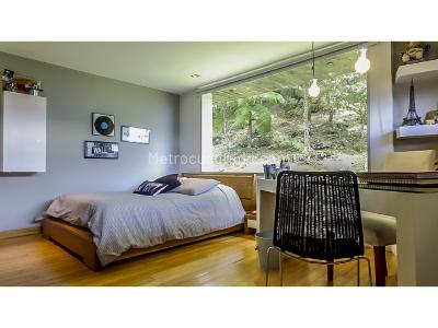 Casa de 3 alcobas en venta en El Poblado, Medellín, 492 m² · foto 9 de 19