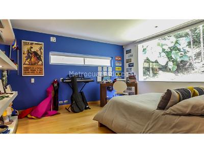 Casa de 3 alcobas en venta en El Poblado, Medellín, 492 m² · foto 10 de 19