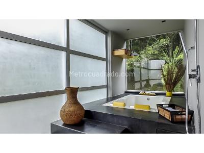 Casa de 3 alcobas en venta en El Poblado, Medellín, 492 m² · foto 12 de 19