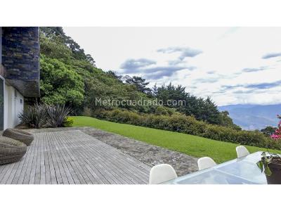 Casa de 3 alcobas en venta en El Poblado, Medellín, 492 m² · foto 13 de 19
