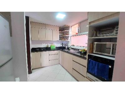 Apartamento en venta en El Poblado, Medellín · foto 3 de 15