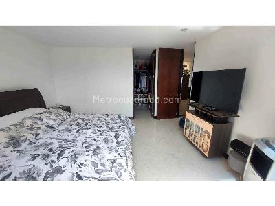Apartamento en venta en El Poblado, Medellín · foto 7 de 15