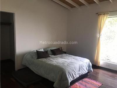 Casa de 3 alcobas en venta en El Poblado Castropol, Medellín, 472 m² · foto 6 de 20